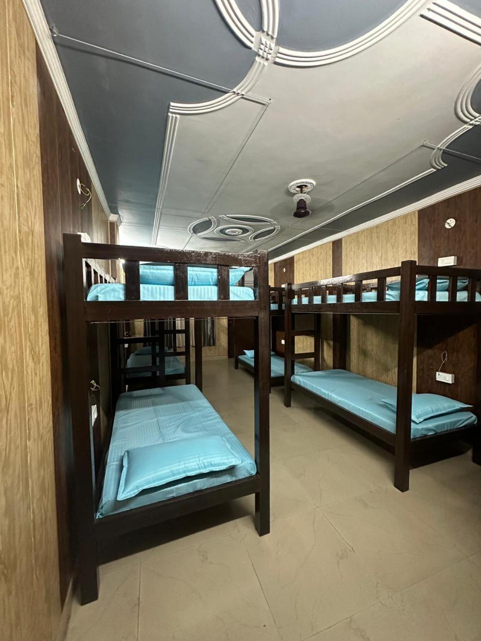 Hotel Yes Retreat Rishīkesh Extérieur photo