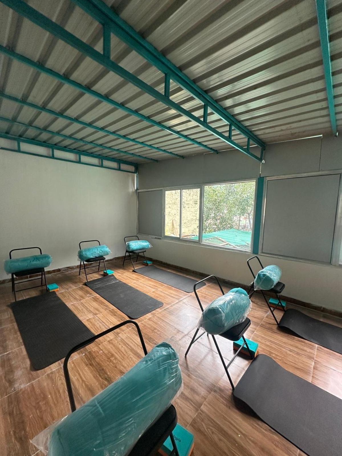 Hotel Yes Retreat Rishīkesh Extérieur photo